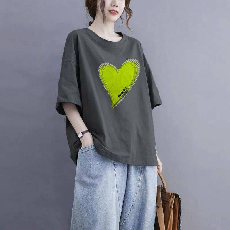 150kg Plus Size Korean Style Women's Short-Sleeve T-Shirt, Heart-Shaped Design, Loose Fit, Slimming Top, Cover-Up Shirt for Women
