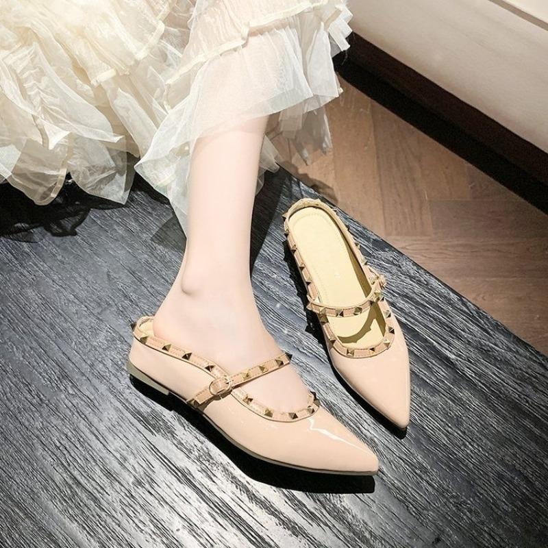 Fashion Inside Heightened Fashion Rivet Wrapped Head Drag Women Summer New Pointed Head Shallow One-word Buckle Belt Cool Drag