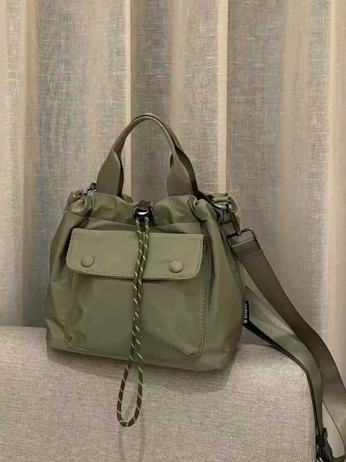 

Маленькая сумка-тоут, легкая переносная сумка, повседневная универсальная сумка-ведро на одно плечо с косым креплением, сумка для поездок на работу в условиях нейтрального ветра Tide зелёный