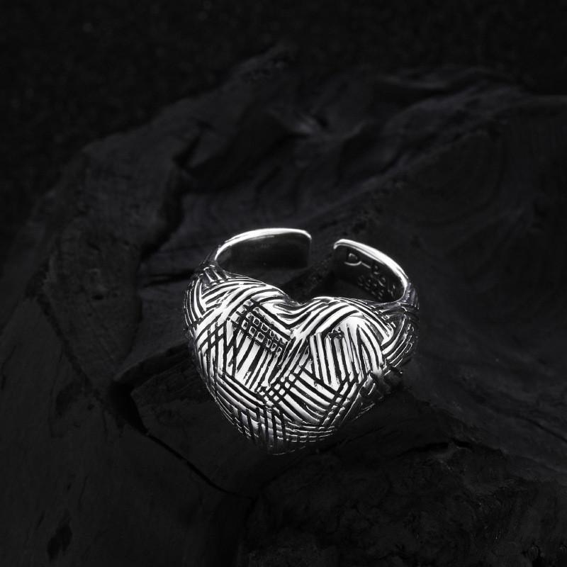 

Unique Fashion Copper Heart Ring For Women With Adjustable Fit And Timeless Vintage Charm