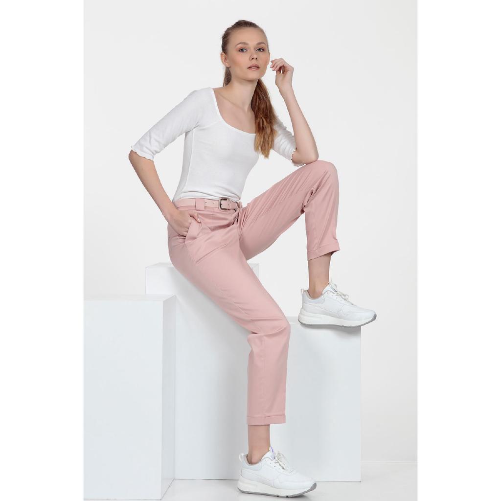 Pantaloni dublu cu curea de buzunar