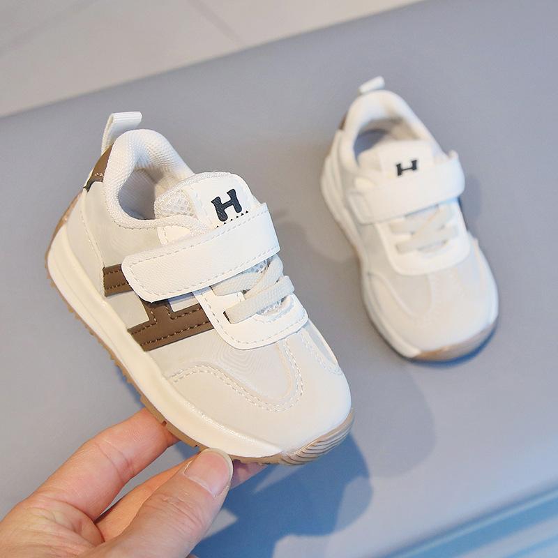 Boys' Sneakers Spring and Autumn Girls' Lightweight Leather Toddler Shoes Breathable Running Shoes for Children