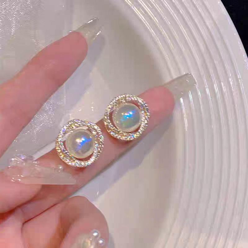 Korean Style S925 Silver Pearl Stud Earrings for Women - Simple, Elegant, and High-End