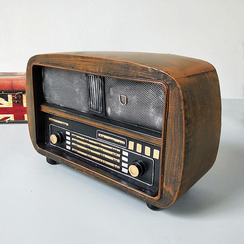 Vintage European Retro Radio TV Set