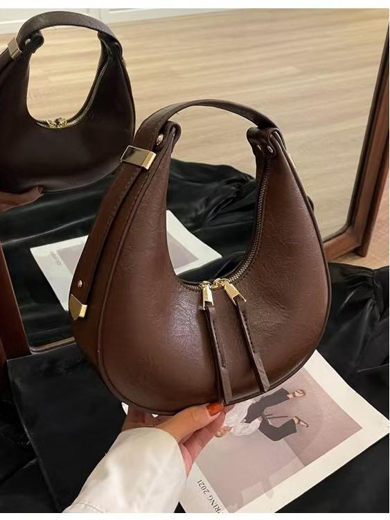 Versatile Small Retro Underarm Handbag - High-Value Dumpling Bag for Women