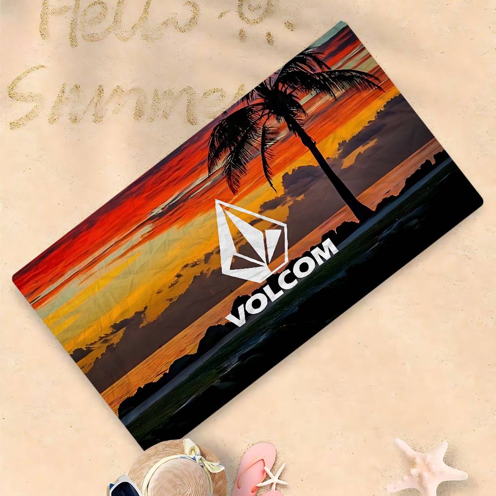 V-Volcoms LOGO Mikrofaser Bedrucktes Strandtuch Bergsteigen Yoga Strand Schwimmen Laufen Saugfähiges Weiches Handtuch