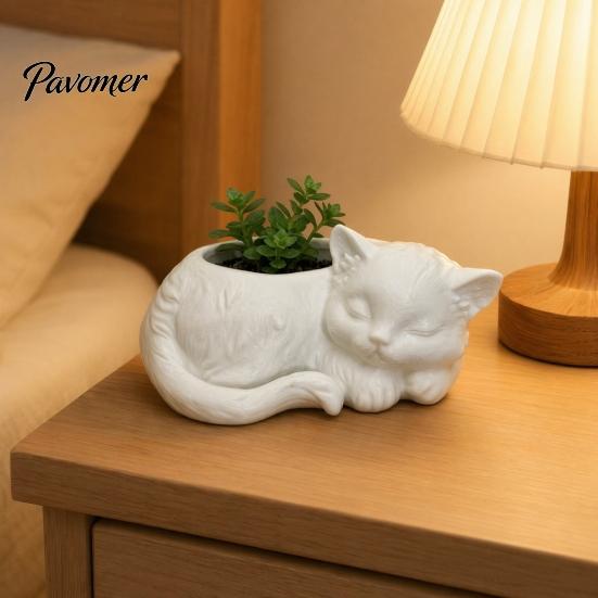 Embossed Texture Plant Pot 3D Printed Sleeping Cat Flowerpot, Mini Desktop Planter, Unique Indoor Garden Decor Decorative Holder for Succulents Small