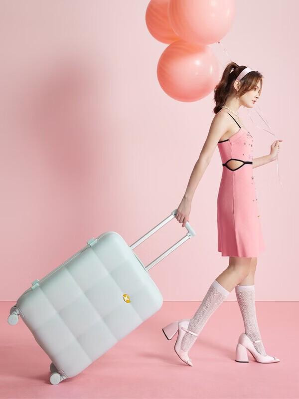 

MGOB Pro Hardside 28-inch Suitcase