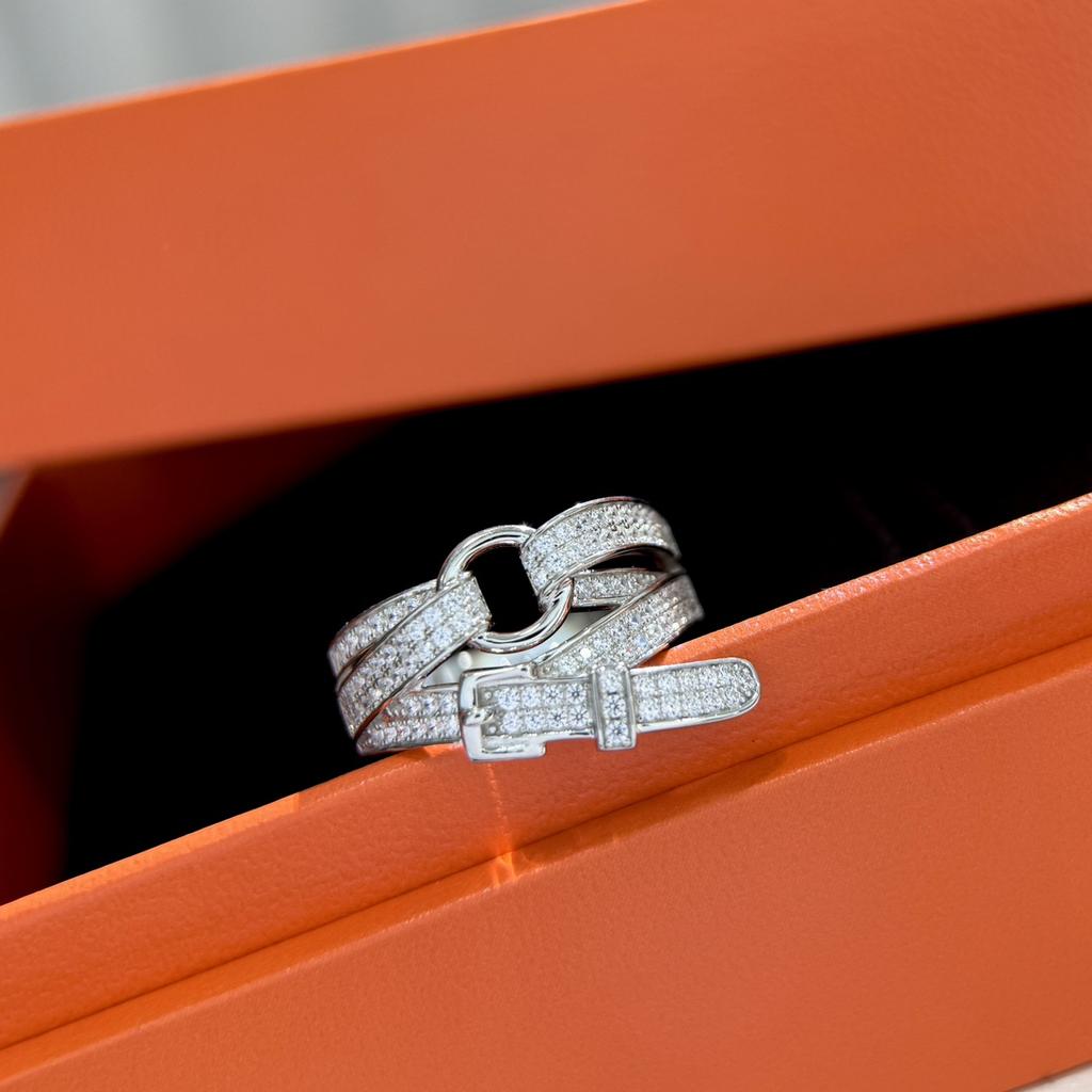 Seiko Replica 8 Herzen 8 Pfeile Gürtelschnalle & Ring Set, Voller Diamant Funkeln, Unisex 18 Karat Vergoldeter Schmuck