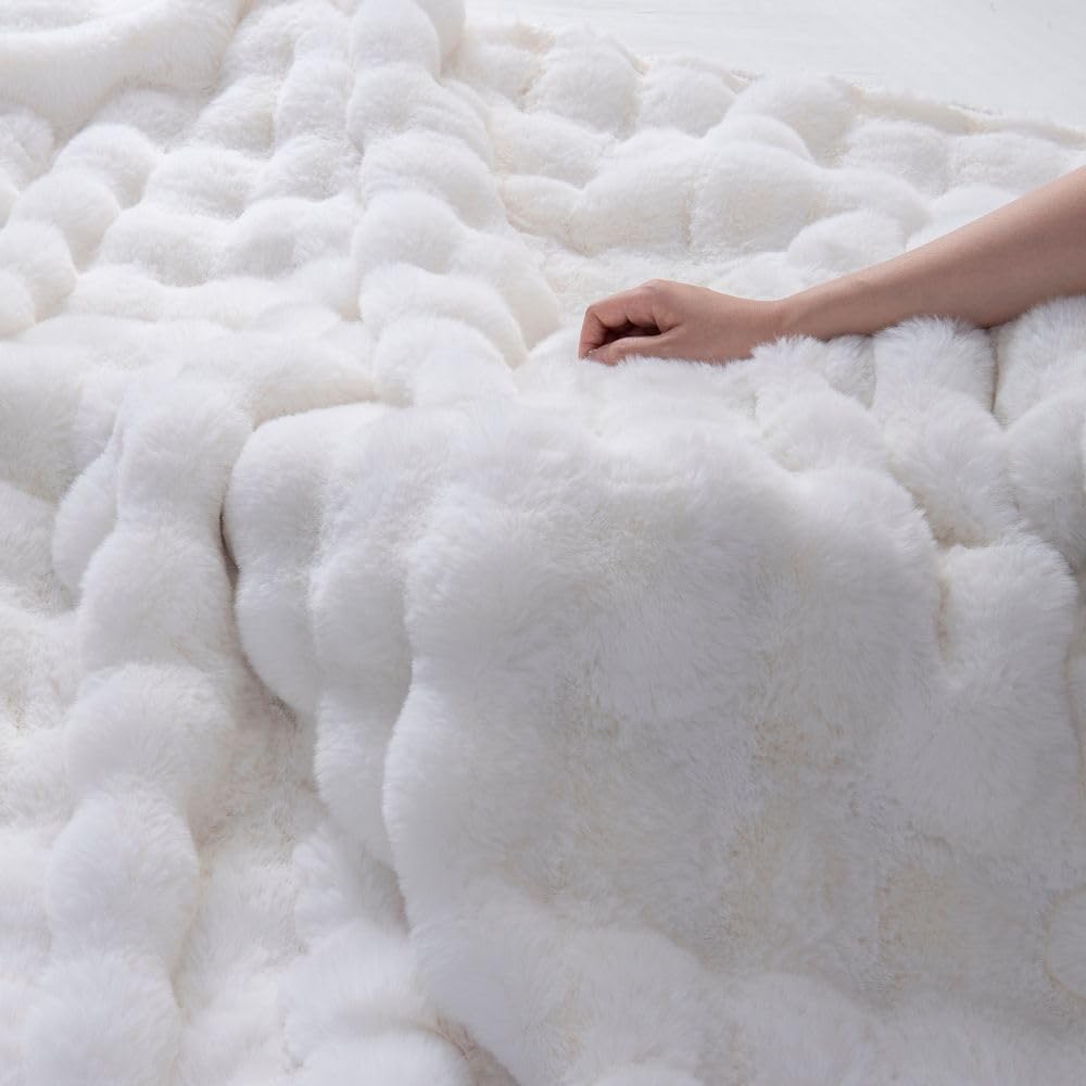 

Fluffy, warm, washable, anti-static, single-layer rabbit fur blanket, 140 x 190 cm (ivory)