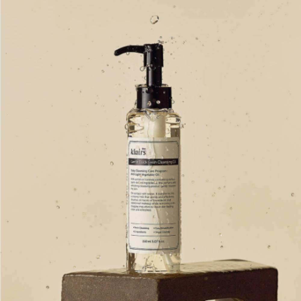 

Klairs Gentle Black Fresh Cleansing Oil 150ml Lightweight Deep Cleansing for Oily & Combination Skin