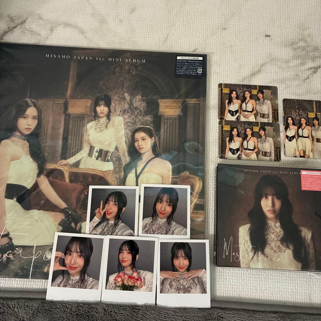 

[БУВШИЙ У ВЖИВАННІ] MISAMO 1-й Альбом