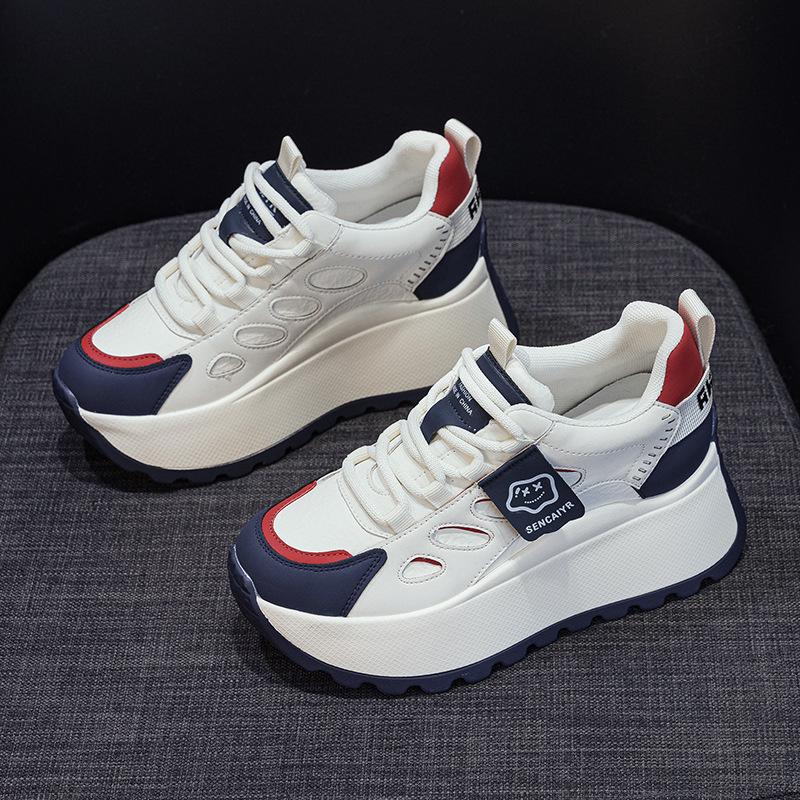 Dad Shoes Women's Spring 2025 Platform Internet Celebrities Burst Board Height Increase Sports Leisure Fashion Versatile Small Women's Shoes