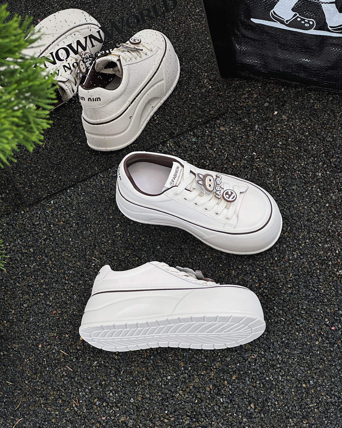 

2025 autumn new small thick-soled heightening canvas shoes female students versatile white shoes trendy board shoes female 39