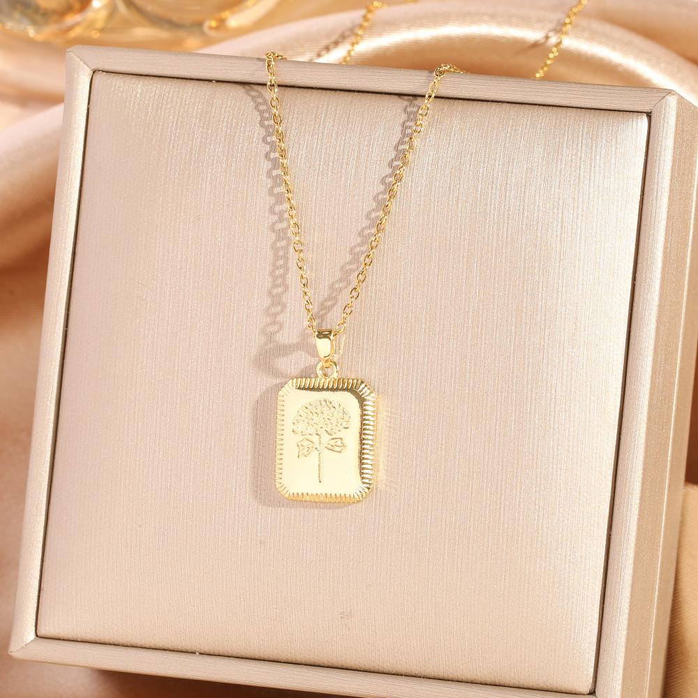 Four Leaf Clover Pendant Necklace For Women Fashionable Zircon Crystal Adjustable Chain Delicate And Versatile Jewelry
