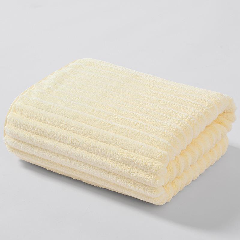 1pcs Thickened Enlarged Coral Fleece Adult Bath Towel Soft and Absorbent Not Easy To Shed Hair Household Shower Towels Sports Beach Washcloths