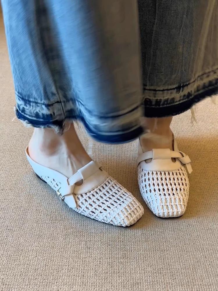 Skinny and tall retro baotou half slippers women's summer wear thick heels and inner height increase one pedal woven breathable sandals