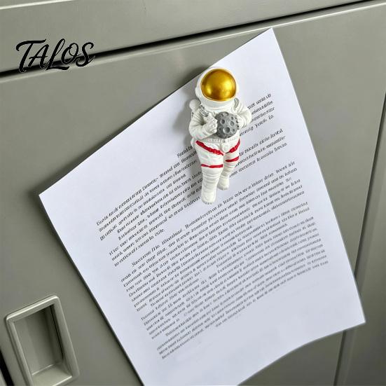 Resin Cartoon Magnets Astronaut Refrigerator Magnet, 3D Flying Saucer Fridge Office Whiteboard Accessories Space Theme Decoration for Kitchen Cabinet