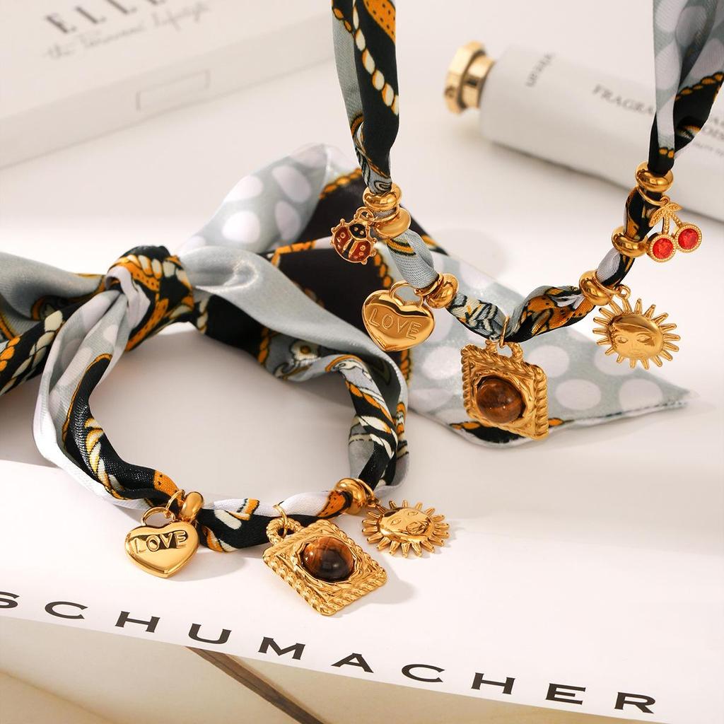 Stainless Steel Heart Pendant Jewelry Set with Tiger's Eye Vintage Necklace and Ribbon Chain Bracelet
