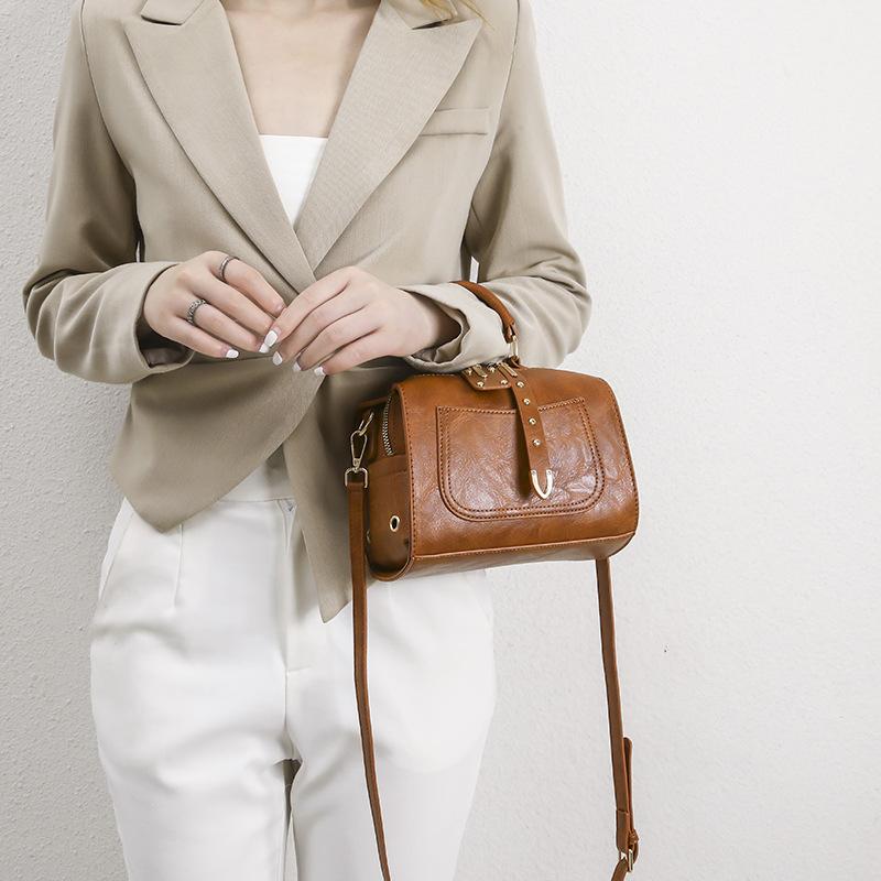 French Niche Retro Fashion Single Shoulder Crossbody Bag Summer Women's Bag Boston Pillow Tote