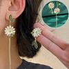 New 1 Pair Asymmetric Daisy Bee Long Earrings Small Bee Picking Honey Tassel Earrings Womens Jewelry Earring Accessories