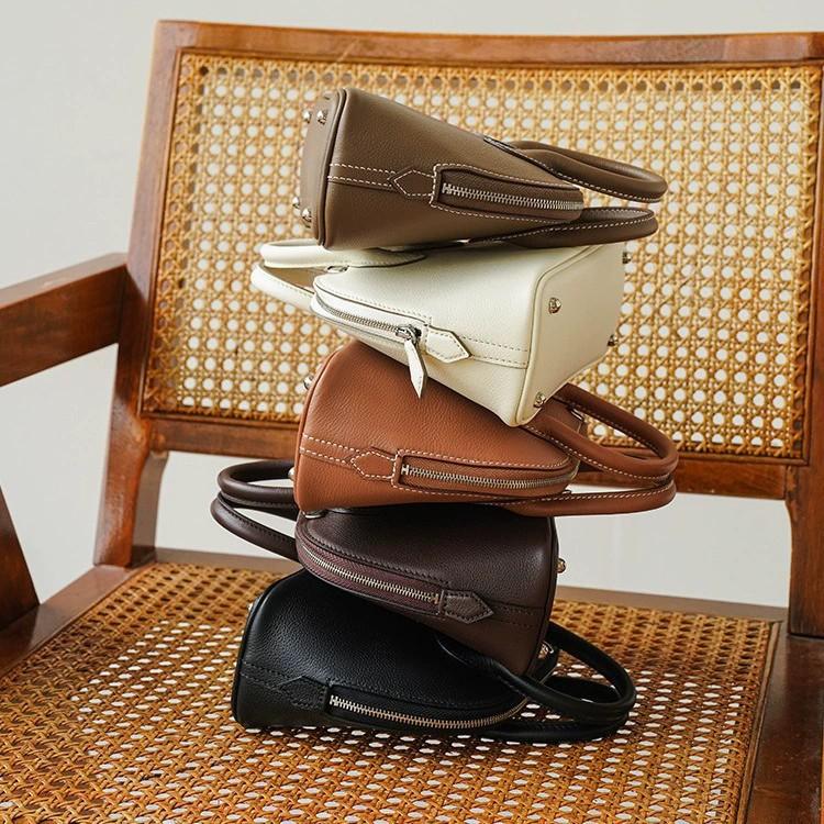 First Layer Cowhide Handheld Women's Bag, High-end Niche Design, Shell Bag, Simple and Versatile Mini Messenger Bowling Bag
