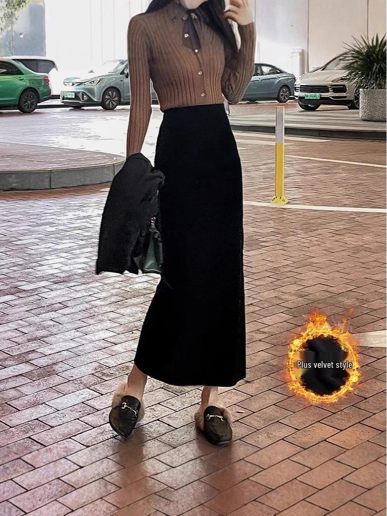 Golden Velvet Women's Mid-Length High-Waisted Slimming Pencil Skirt (Spring/Autumn 2026).