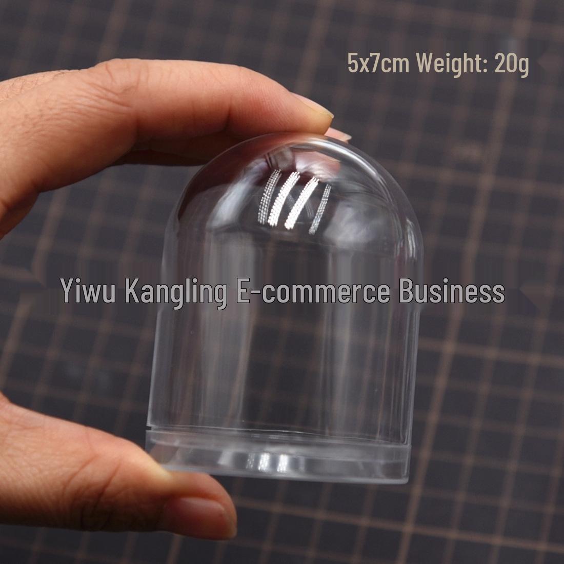 Ultra-light Clay Doll Display: Transparent Arched Dustproof Acrylic Cover