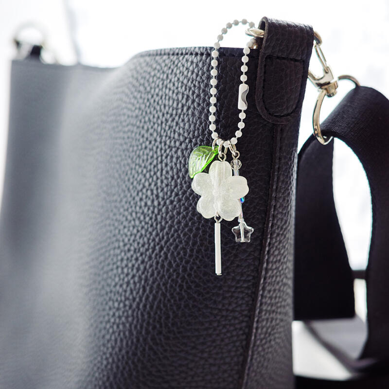 8-color cherry blossom lollipop keychain luminous dog tag