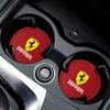 2 Stück Auto-Getränkeuntersetzer Anti-Rutsch-Pad Zubehör für Ferrari F430 Stradale Roma 488 Spider SF90 Competizione Becherhalter Matte