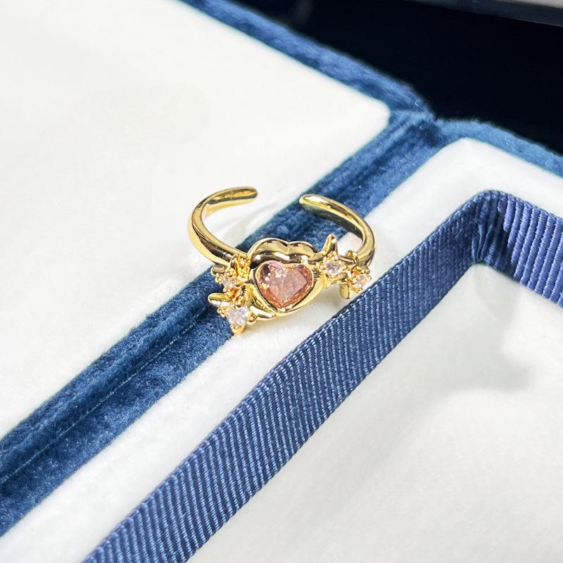 Exquisite Pink Diamond Butterfly Crown Ring: Fashionable, Versatile, Unique Design for Women