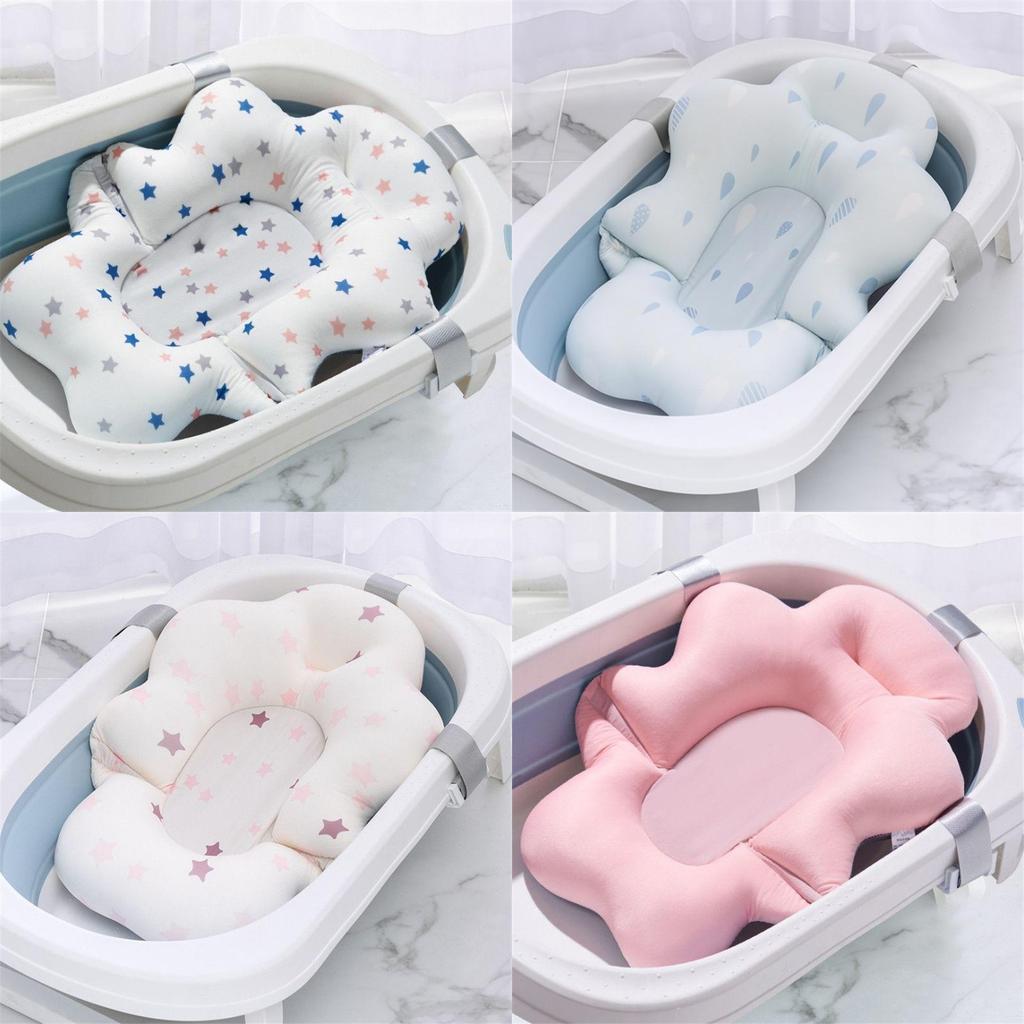 Clouds Baby Bath Pad Scientific Spinal Protection Non-slip Mat For Newborns