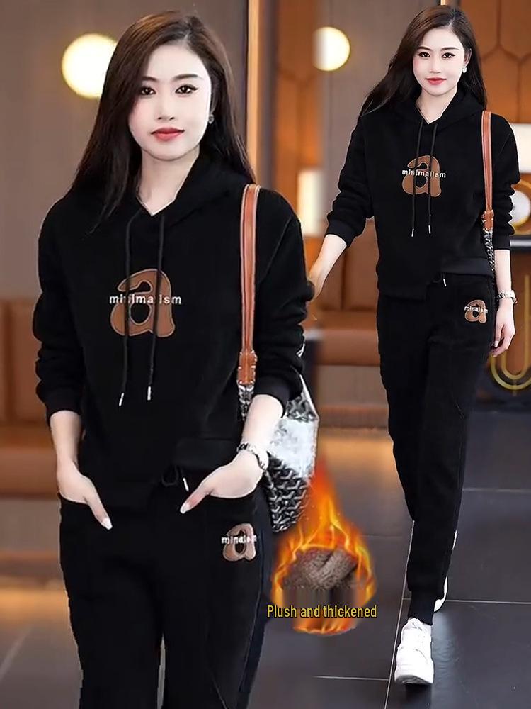 Women's Fleece-Lined Hooded Sweatshirt & Sweatpants Set - Stylish, Slimming, Perfect for Autumn/Winter 2024