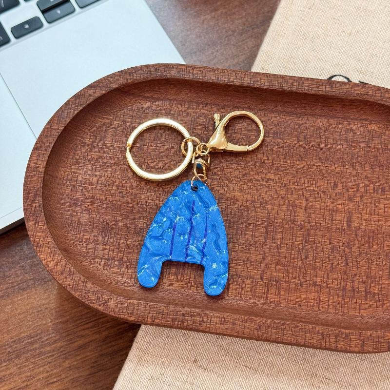 Creative Swimming Keychain Anti-scratch Pool Key Ring 1 PCS Lightweight Pendant for Car Key Bag Summer Party Gift