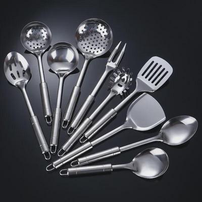 Conjunto de utensílios de cozinha em aço inoxidável: Coador, Colher de Sopa, Espátula, Pá de Cozinha