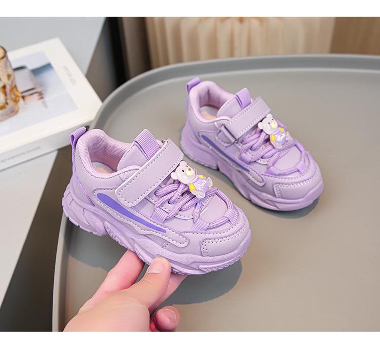 

Мальчики и девочки одинарная обувь спортивная обувь 2025 осень детская кожаная поверхность повседневная мягкая подошва мальчики папины кроссовки одноклассники дышащая нескользящая 30 inner length 17.5CM фиолетовый