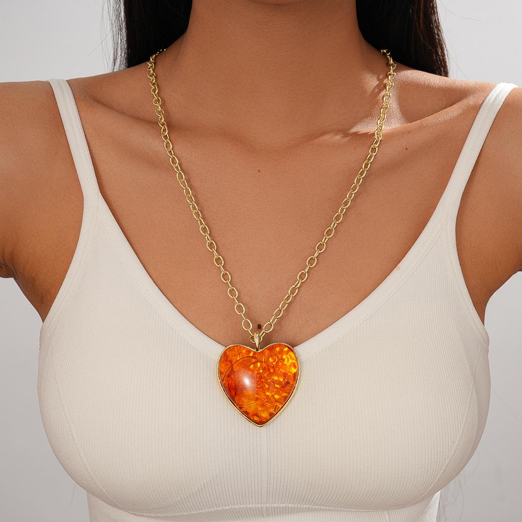 Resin love chain pendant sweater chain Maillard fashion necklace