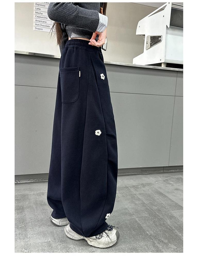 Stylowe spodnie dresowe dla dziewcząt na jesień 2025 z haftowanymi kwiatami