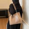 Vintage Suede Tote Bag Women's Large Capacity Commuter Shoulder Bag