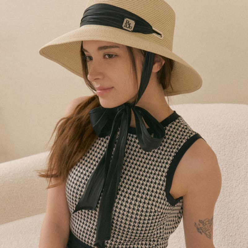 

Шляпа-канотье RaJu с люверсами : Сияющий_4 цвета Deep Beige + Black