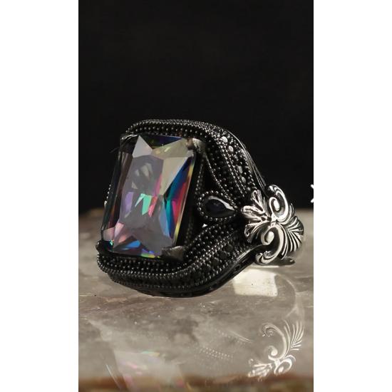 

Мужское кольцо из стерлингового серебра 925 пробы с мистическим топазом 17