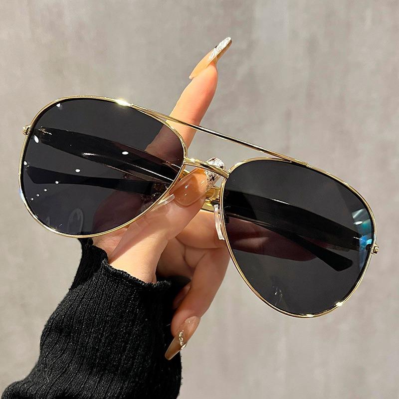 Toad Shaped Sunglasses Metal New Retro Plain Sunglasses High-end Women's Street Pography Trend Sunglasses