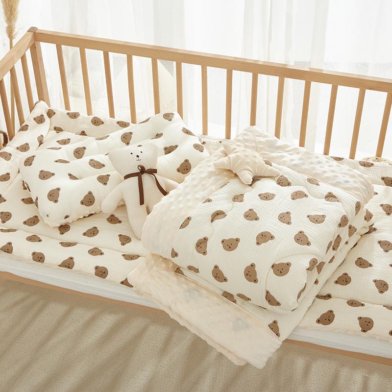 Set de lenjerie de pat pentru copii de grădiniță Clasa A: Plapumă, Pătură, și Pernă