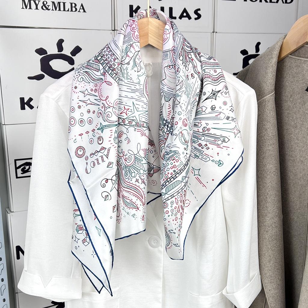 European Temperament Elegant Girl Silk Mulberry Silk Silk Scarf Women Like To Wear Square Scarf 90 Twill Scarf
