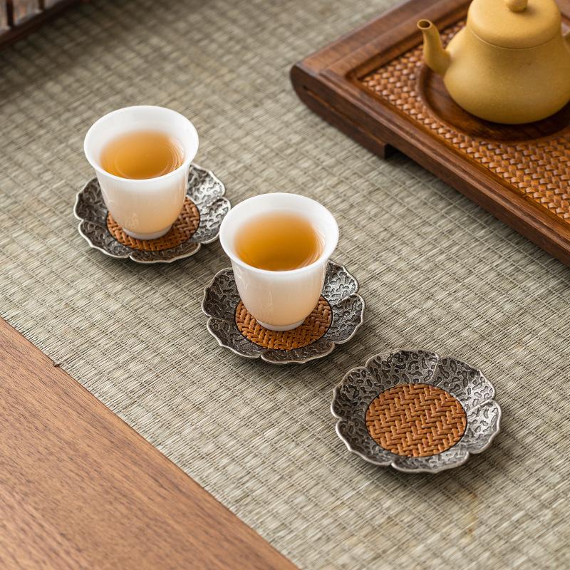 Weaved lotus tea cup coaster, vintage alloy coaster, heat-resistant tea cup coaster, suitable for home and office use