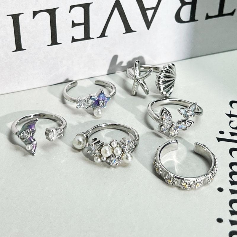 Niche light luxury double butterfly Korean ins temperament ring starfish fish tail pearl ocean wind ring summer accessories
