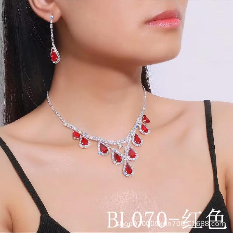 Fashion Two Piece Classic Christian Elegant Christmas Versatile Crystal Bridal Water Drop Rhinestone Necklace Jewelry Sets