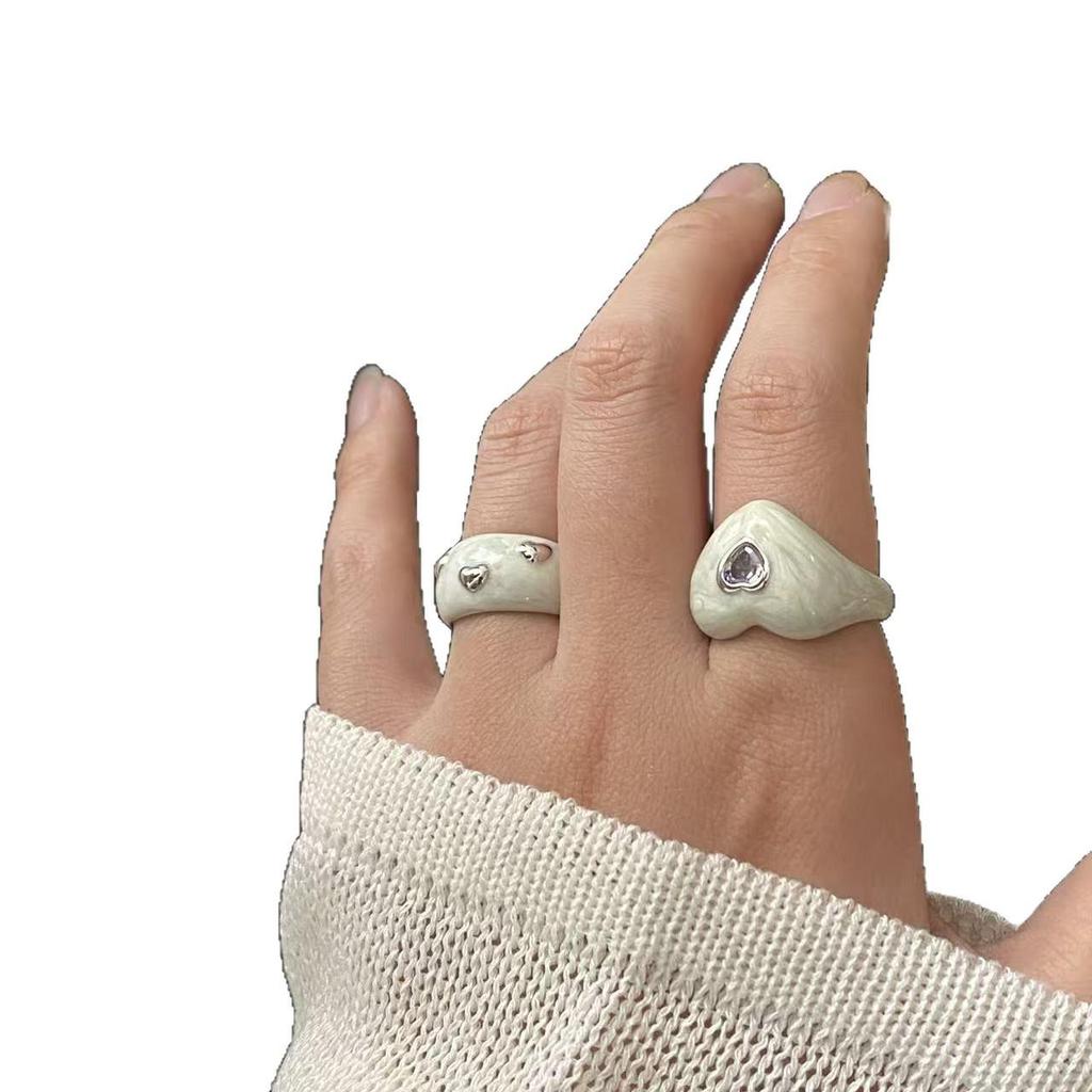 Korean Blogger Style Black & White Heart Drip Oil Ring - Simple, Versatile Stackable Index Finger Ring for Women