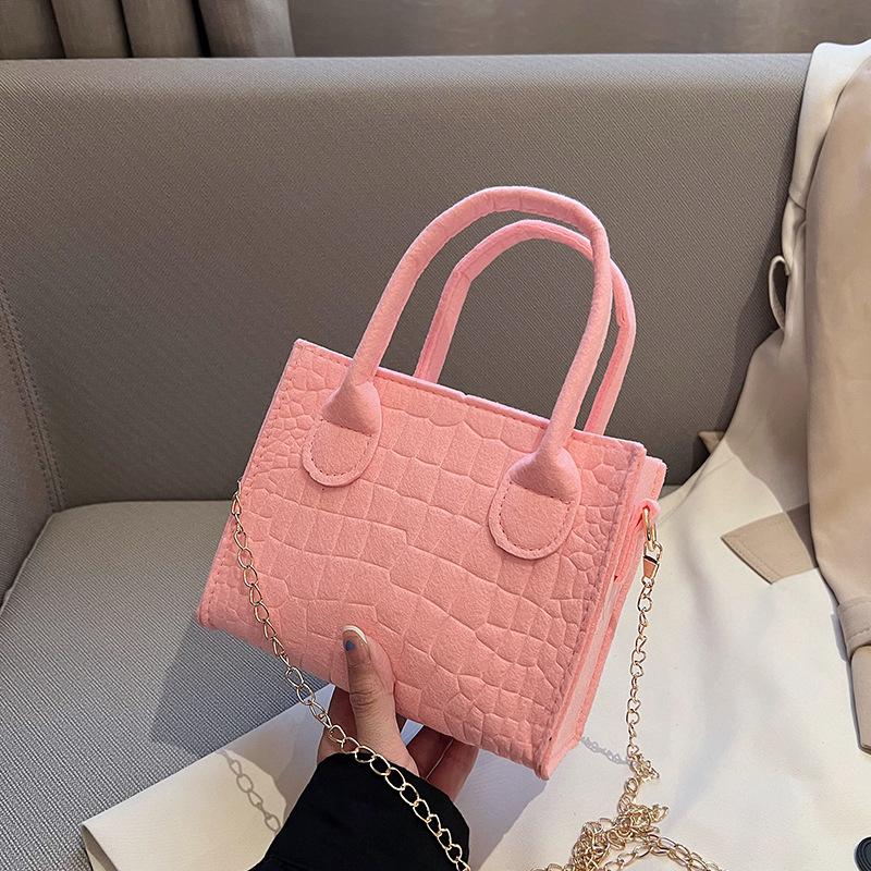 

Женская фетровая маленькая квадратная сумка популярная каменная модная текстура мини-сумки-тоут на цепочке модная женская сумка-мессенджер через плечо розовый