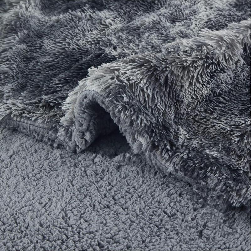 Plush Sherpa Waterproof Fleece Pet Blanket: Thickened Pad for Dogs & Cats